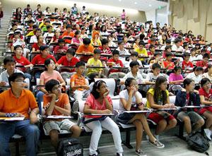 singapore-students