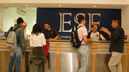European School of English - курсы для взрослых